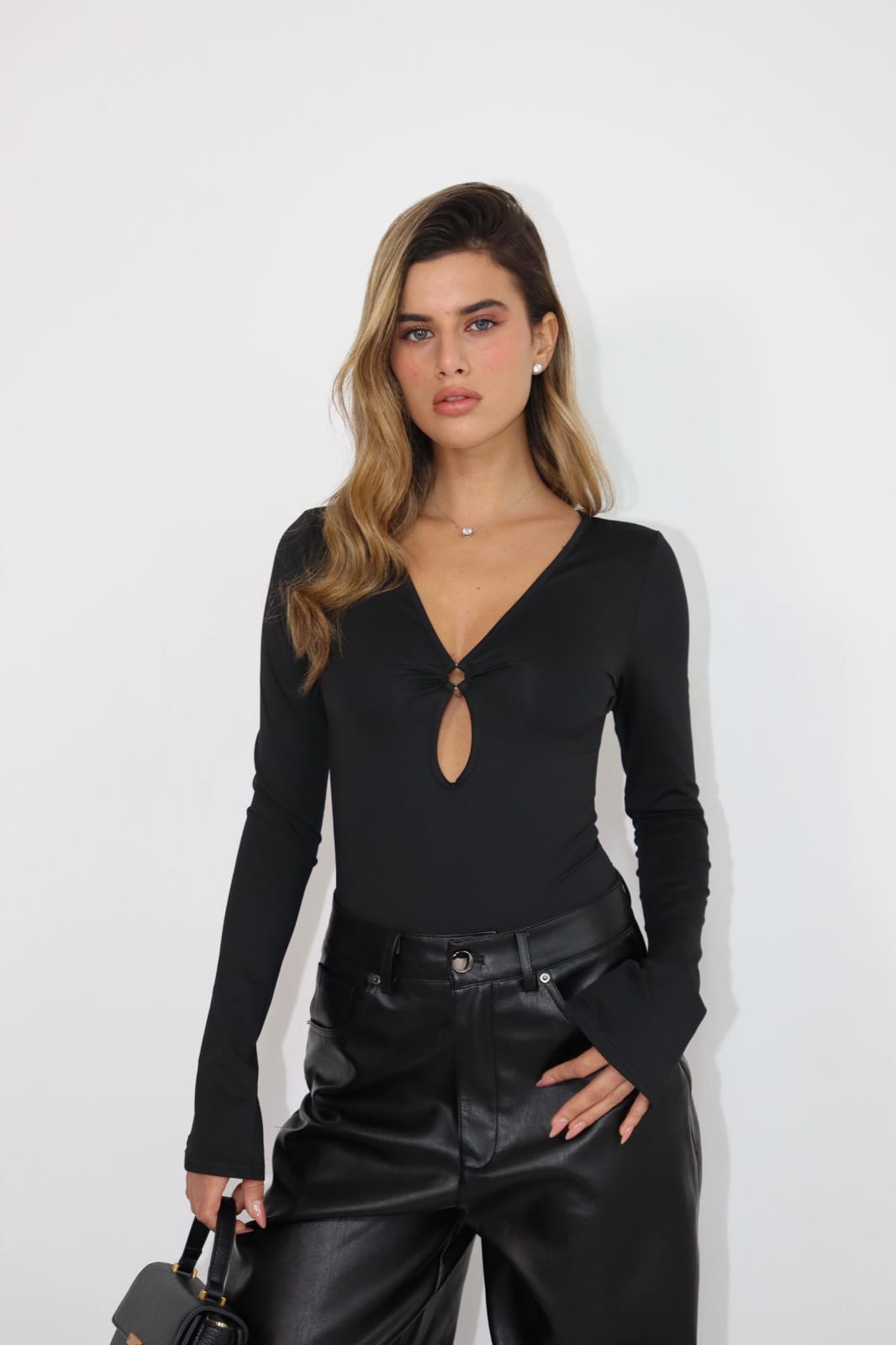 WhatsApp Image 2025-12-13 at 20.24.37 (2)