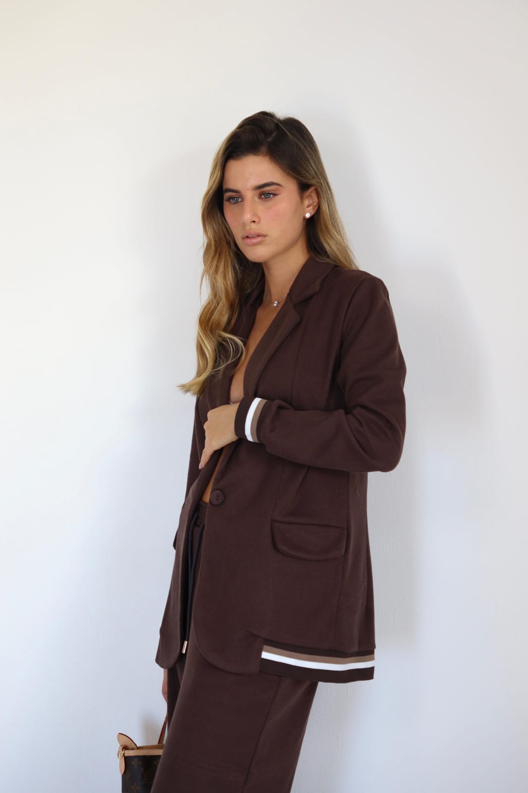 WhatsApp Image 2025-12-13 at 20.26.39 (1)