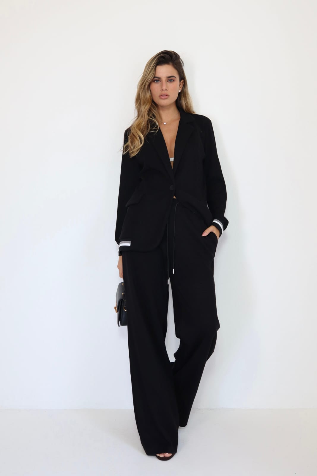 WhatsApp Image 2025-12-13 at 20.26.47 (2)