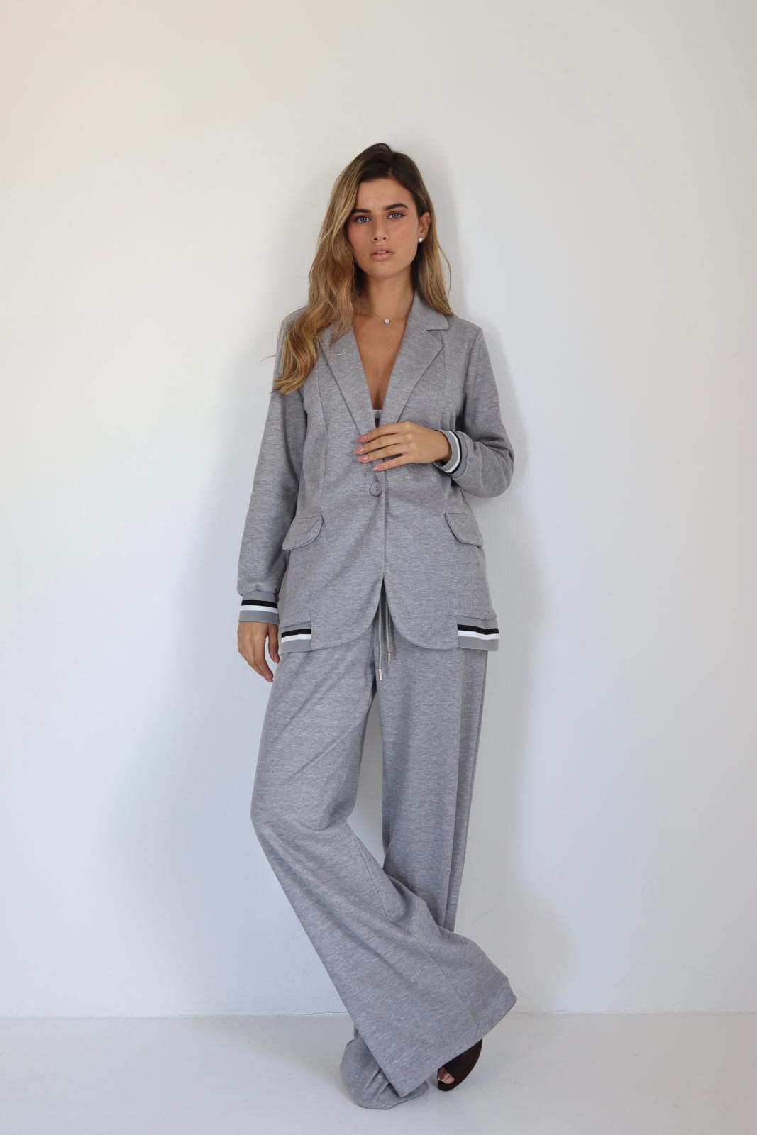 WhatsApp Image 2025-12-13 at 20.26.53 (1)