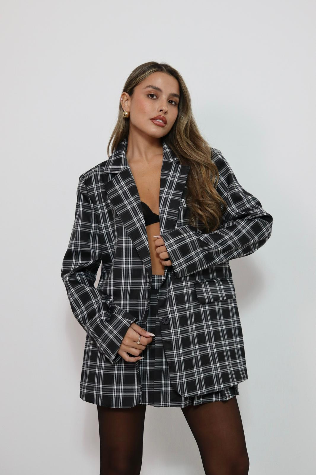 WhatsApp Image 2025-12-31 at 23.02.54 (1)