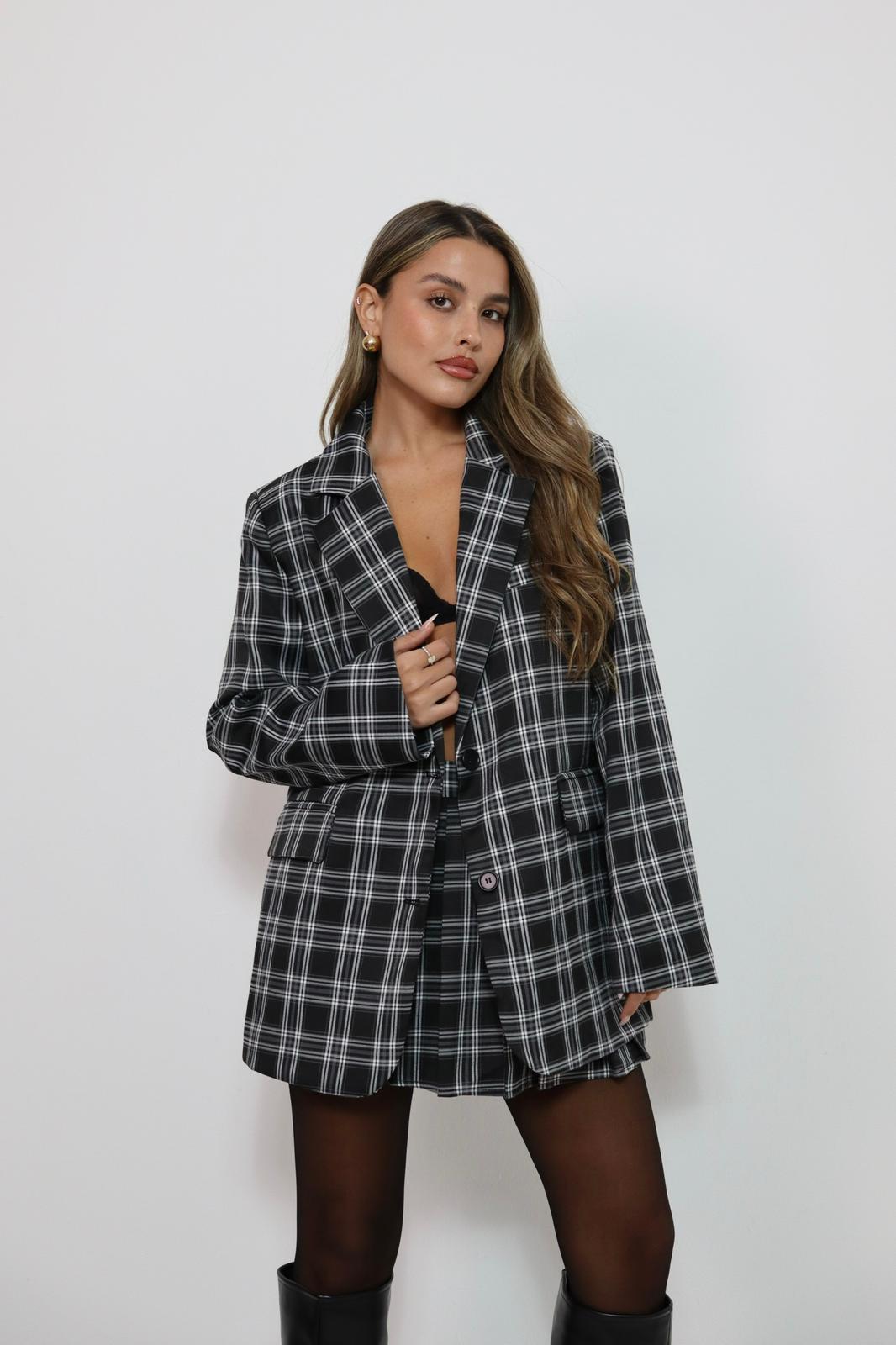 WhatsApp Image 2025-12-31 at 23.02.54 (2)