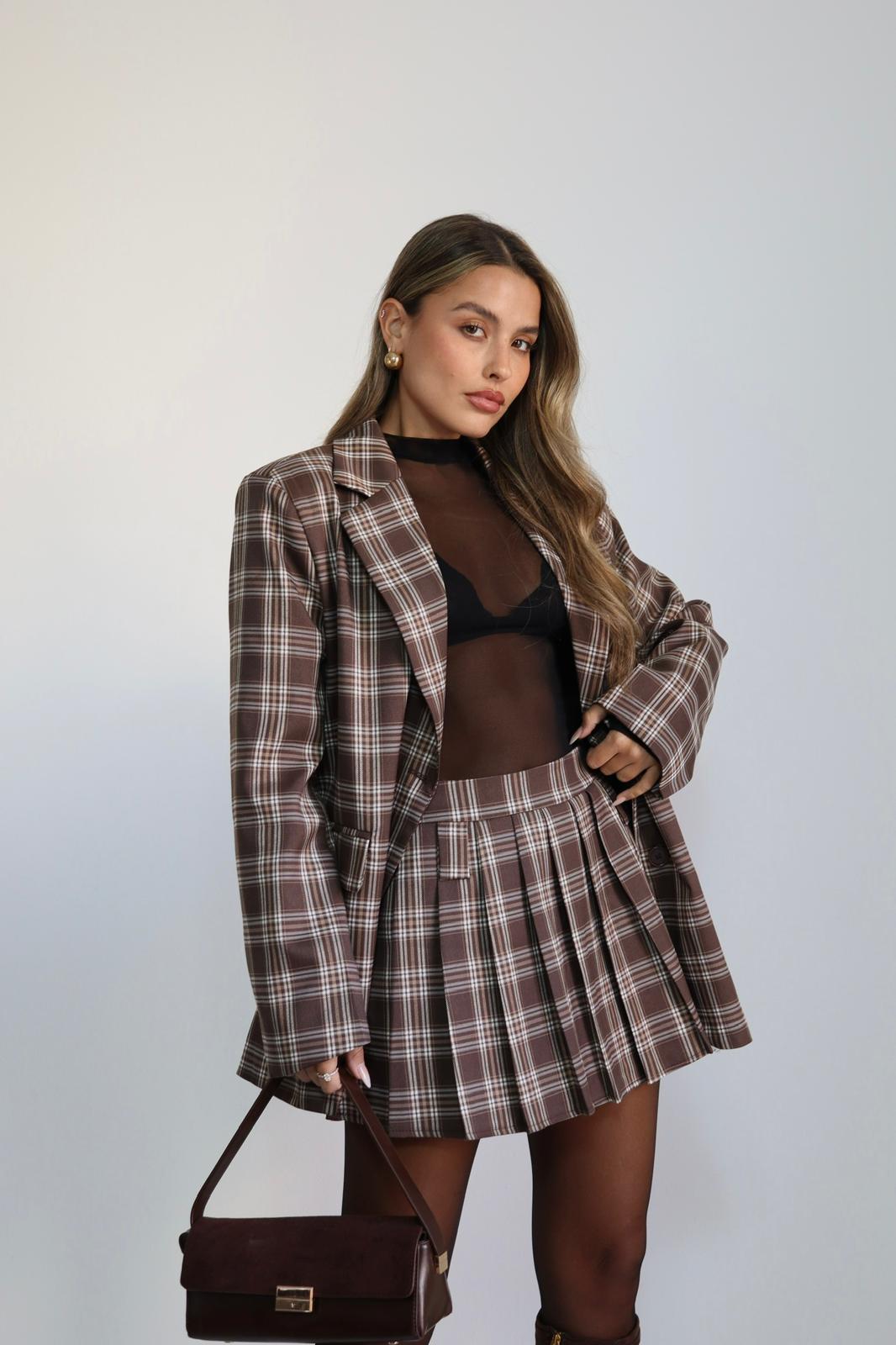 WhatsApp Image 2025-12-31 at 23.02.54